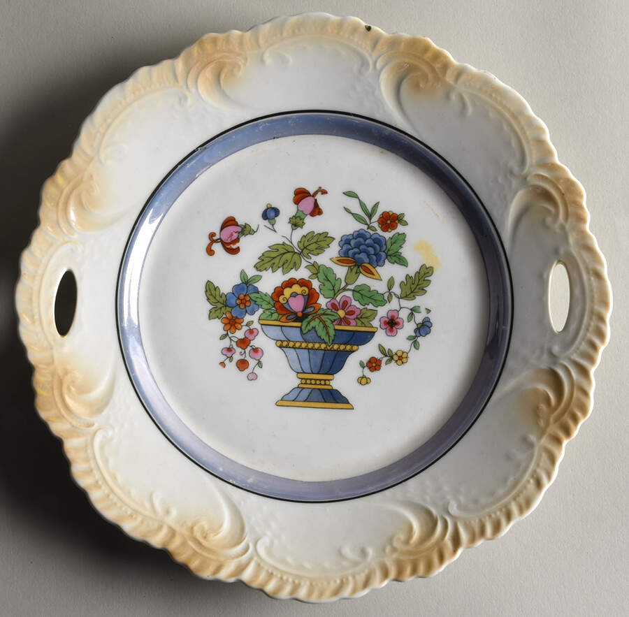 BAV402 Handled Cake Plate by Bavaria-1