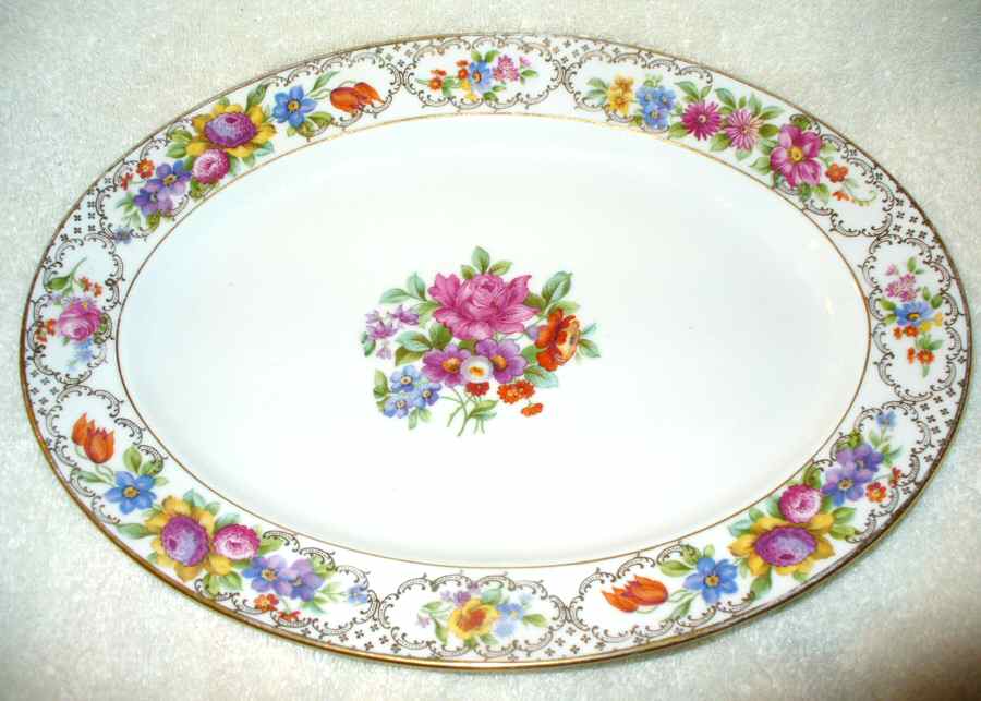 BLK163 14" Oval Serving Platter by Black Knight-1