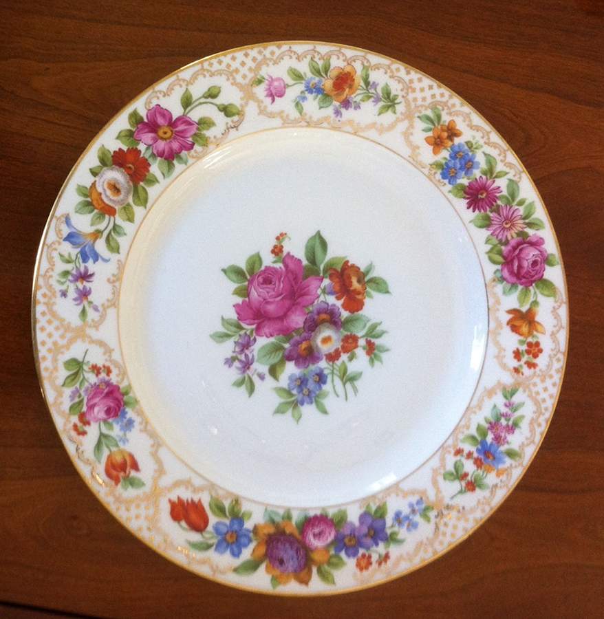 BLK163 Dinner Plate by Black Knight-1