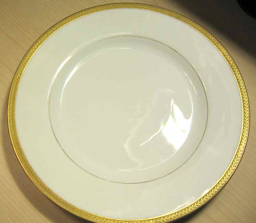 BOG122 Dinner Plate by George Borgfeldt-1