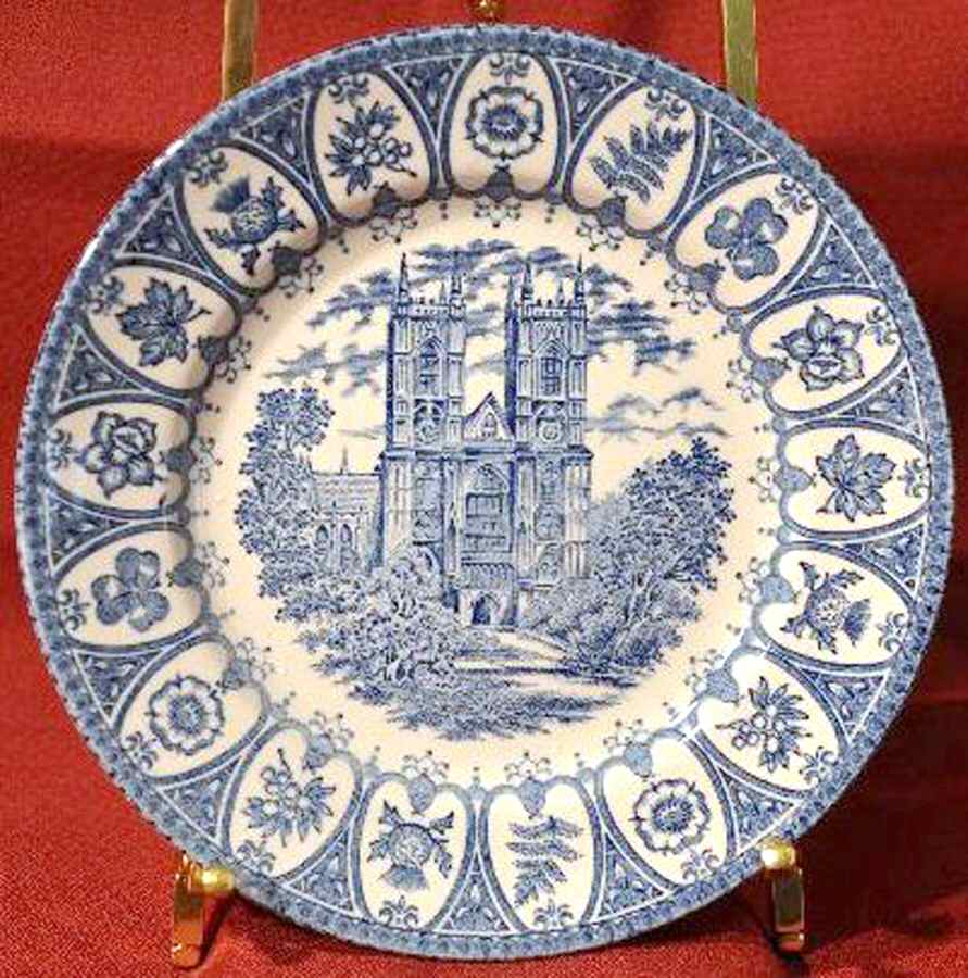 Queen's Silver Jubilee, The Dinner Plate by Broadhurst-1