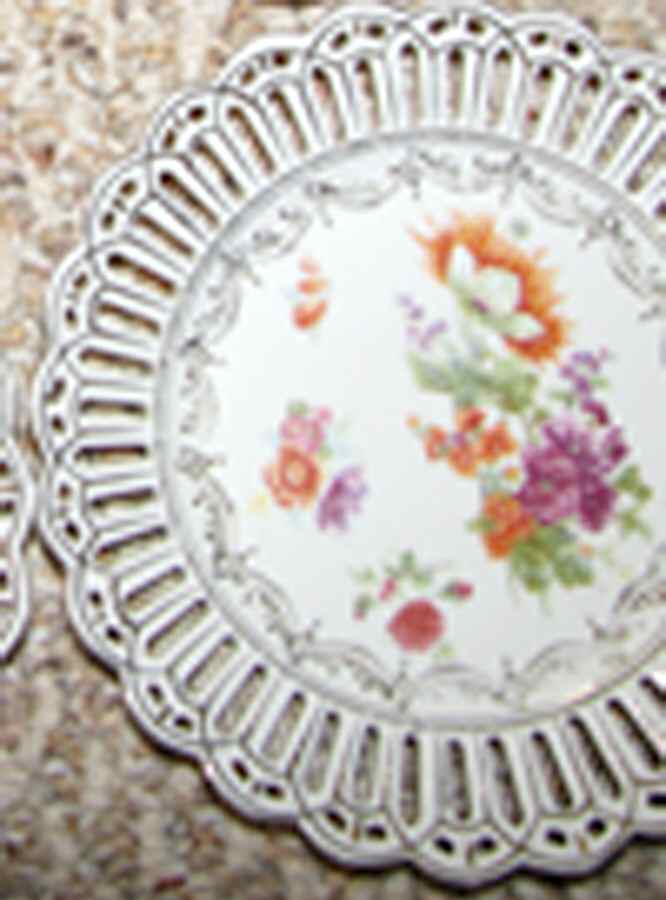 Dresden Flowers Dinner Plate by Schumann - Bavaria-1