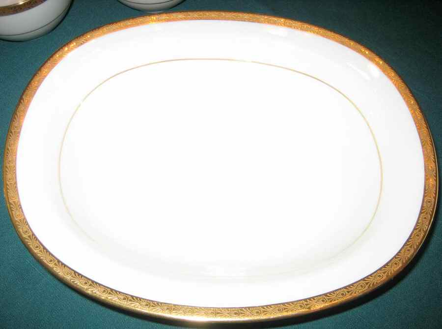 BOJ95 14" Oval Serving Platter by Jean Boyer (Limoges)-1