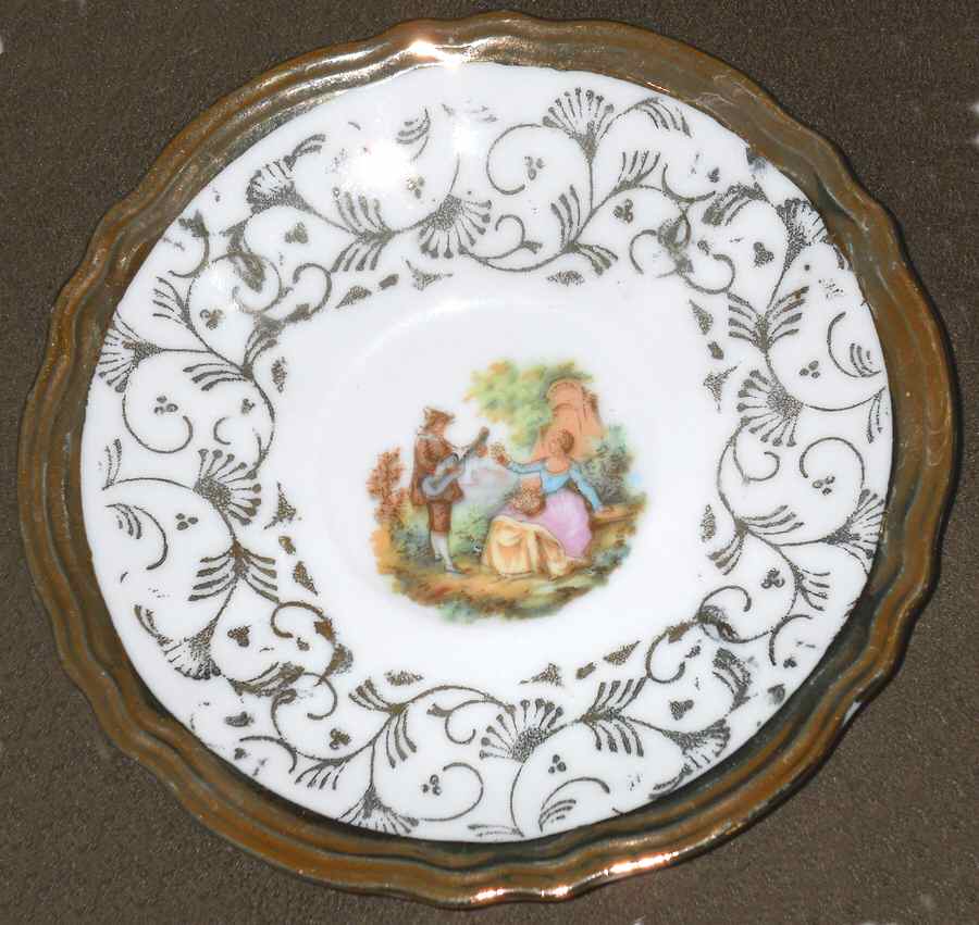BAV419 Saucer by Bavaria-1