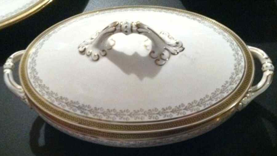 BWM21 Oval Covered Vegetable by Brown, Westhead & Moore-1