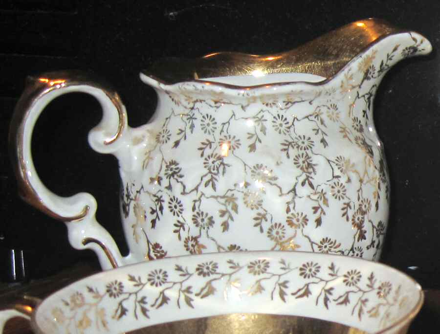 BAV427 Creamer by Bavaria-1