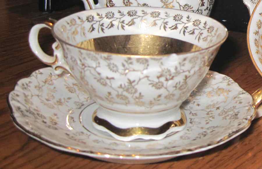 BAV427 Footed Cup & Saucer Set by Bavaria-1