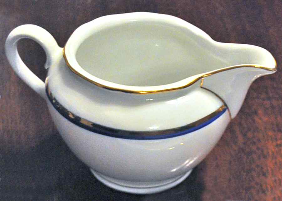BAV428 Creamer by Bavaria-1