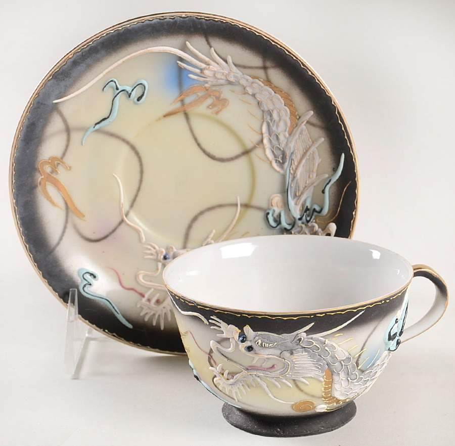 BEX8 Footed Cup & Saucer Set by Betsons-1