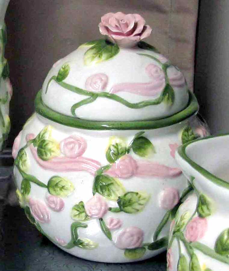 BAU76 Sugar Bowl & Lid by Baum Brothers-1