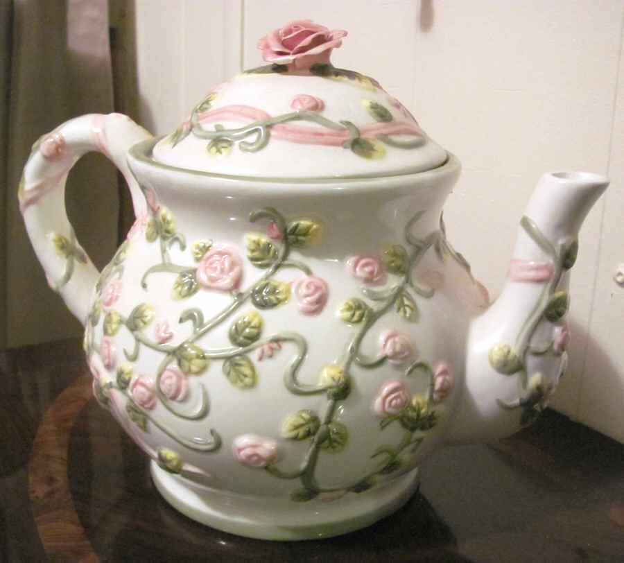 BAU76 Teapot & Lid by Baum Brothers-1