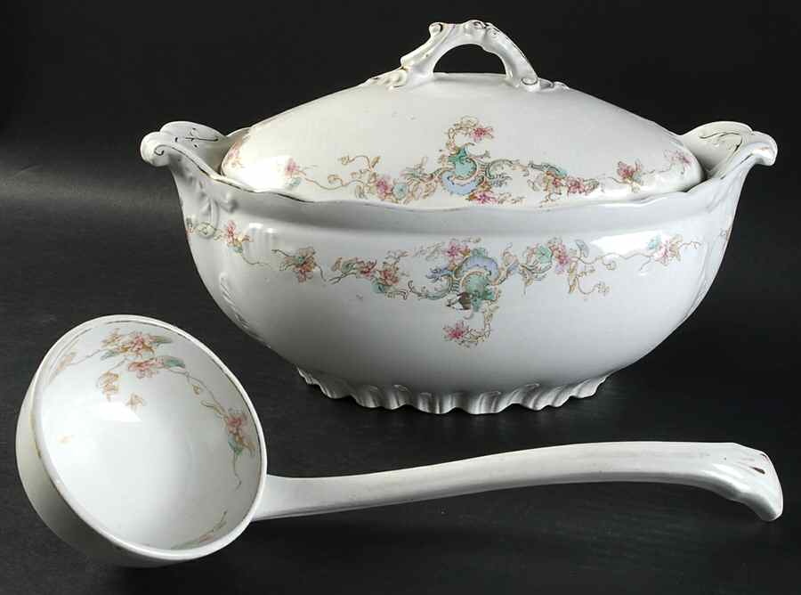 W111 Oval Tureen & Lid and Ladle by Bishop & Stonier-1