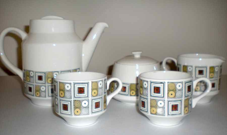 Rushstone Teapot & Lid by Broadhurst-1