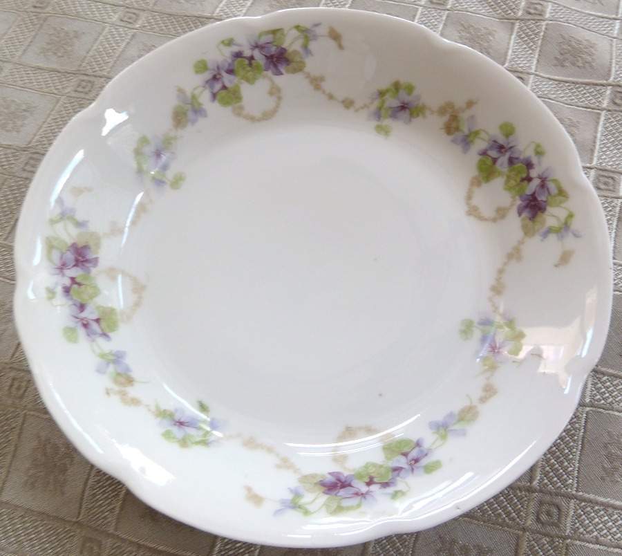 BNK10 Coupe Soup Bowl by Benedikt Brothers-1
