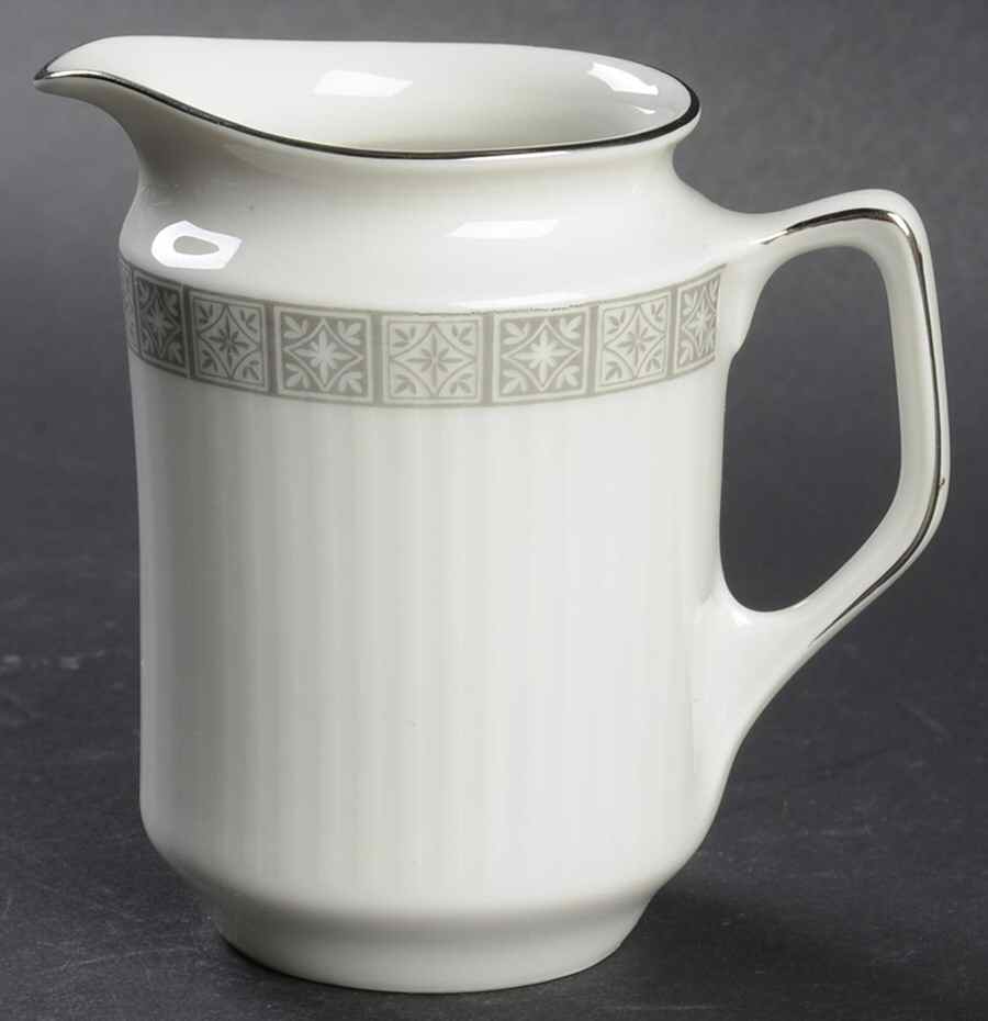 BTH260 Creamer by Bareuther & Co-1
