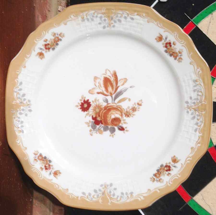 BTH262 Dinner Plate by Bareuther & Co-1