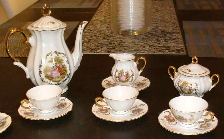 BTH265 Teapot & Lid by Bareuther & Co-1