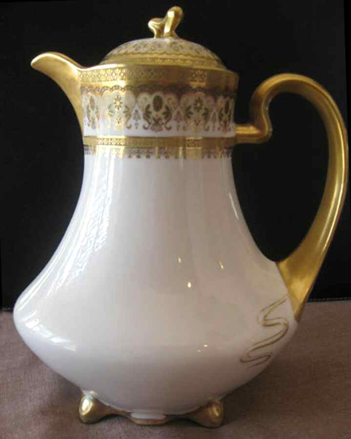 BOG142 Chocolate Pot & Lid by George Borgfeldt-1