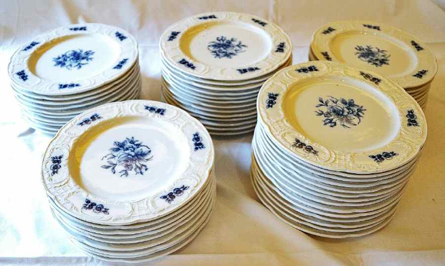 BAW41 Dinner Plate by Bauscher Weiden-1