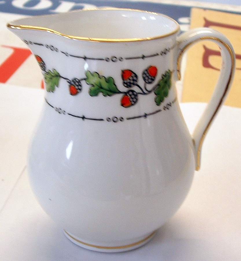BIS40 Creamer by Bishop & Stonier-1