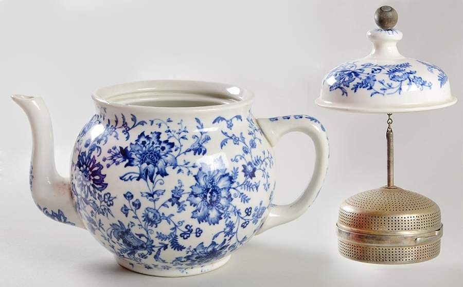 BUF171 Teaball Teapot & Lid by Buffalo Pottery-1