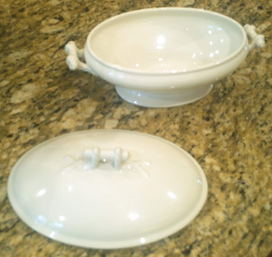 Crest Oval Covered Vegetable by T & R Boote-1