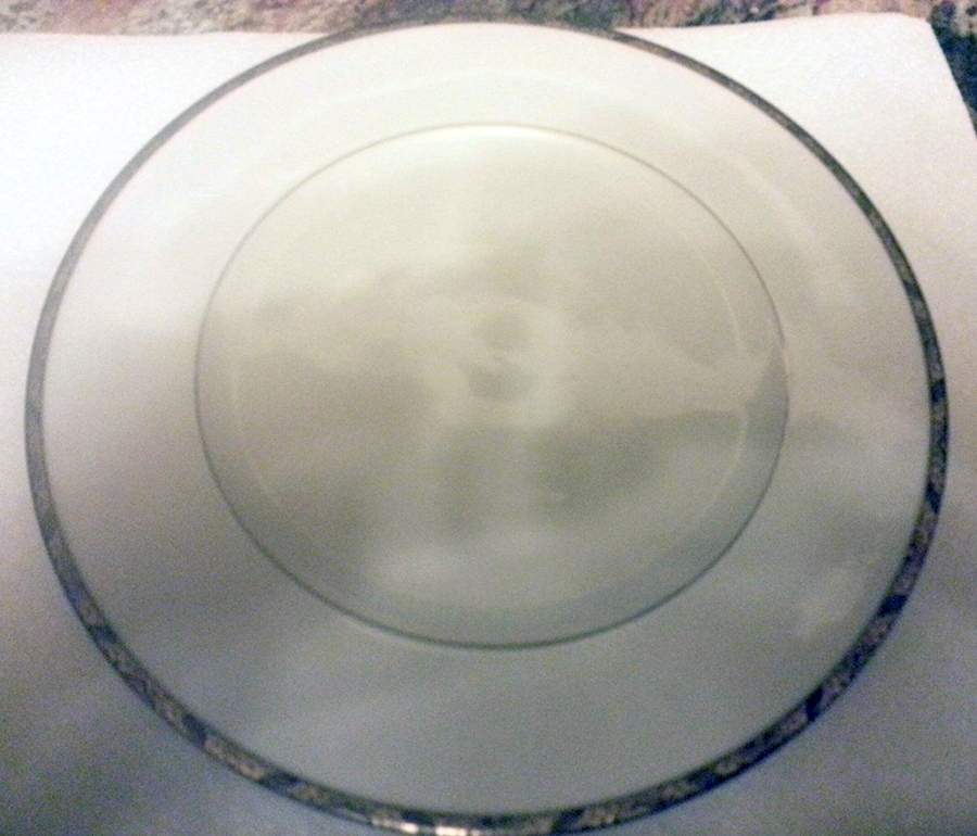 Empress Dinner Plate by Black Castle-1