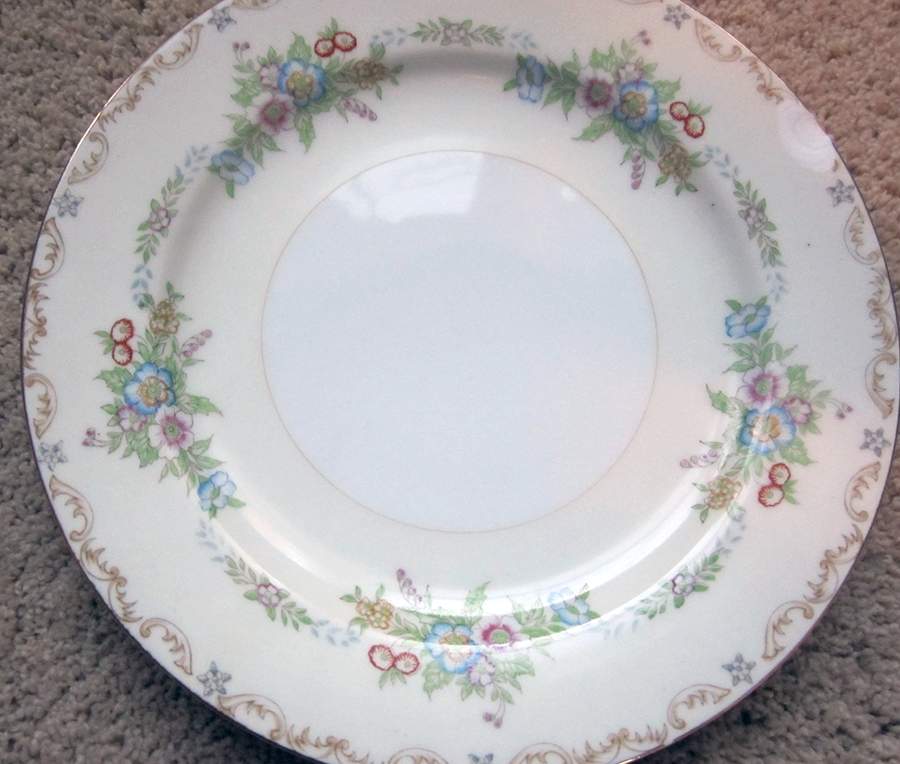 BKC18 Dinner Plate by Berkshire China-1