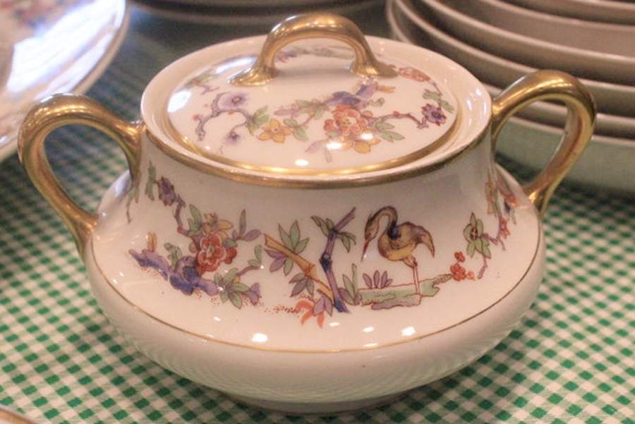 BER645 Sugar Bowl & Lid by Bernardaud-1