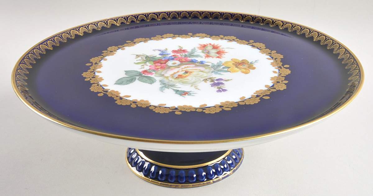 BTH272 11" Diameter Pedestal Cake Stand by Bareuther & Co-1