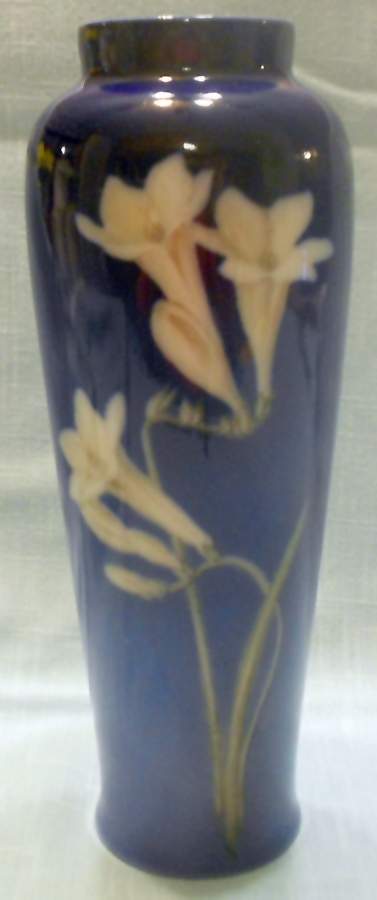 7731 9" Vase by Bing & Grondahl-1