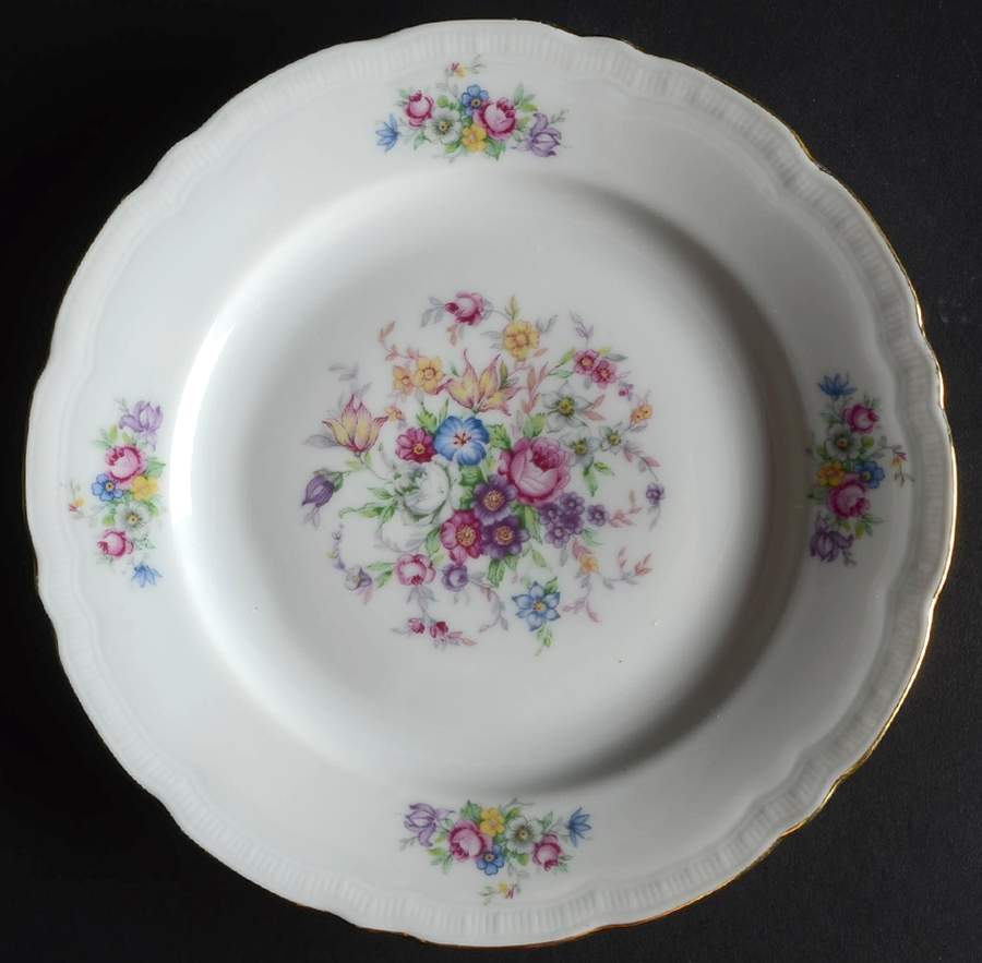 Bouquet (Small Floral, Ribbed Edge) Salad Plate by Bohemia Ceramic Works-1