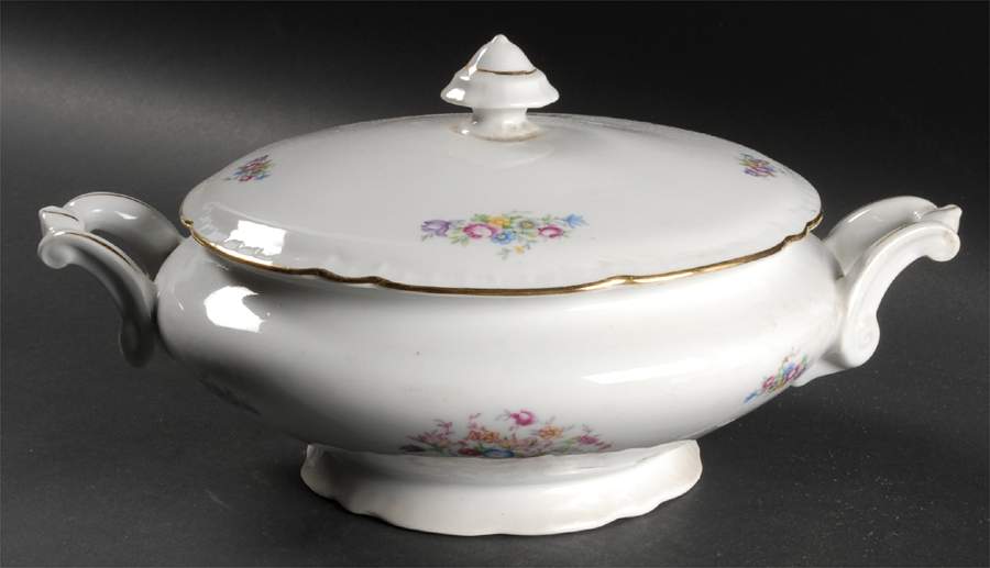 Bouquet (Small Floral, Ribbed Edge) Round Covered Vegetable by Bohemia Ceramic Works-1