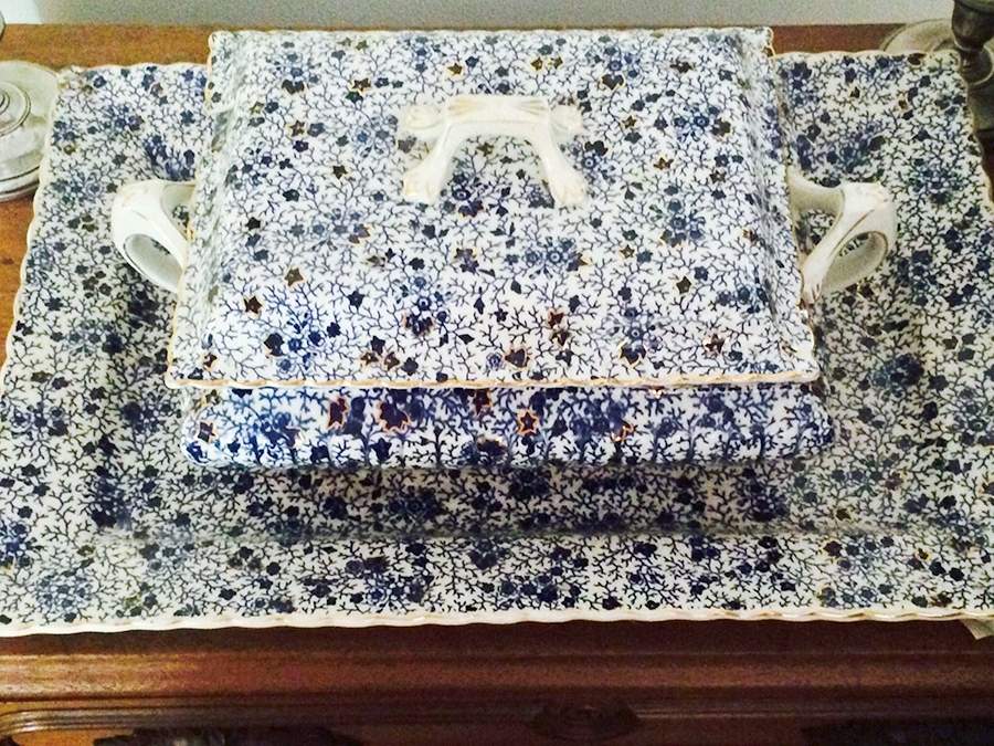BMO6 Tureen &  Lid by Burroughs & Mountford-1