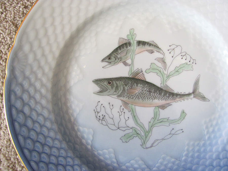 BIG98 Blue Luncheon Plate by Bing & Grondahl-1