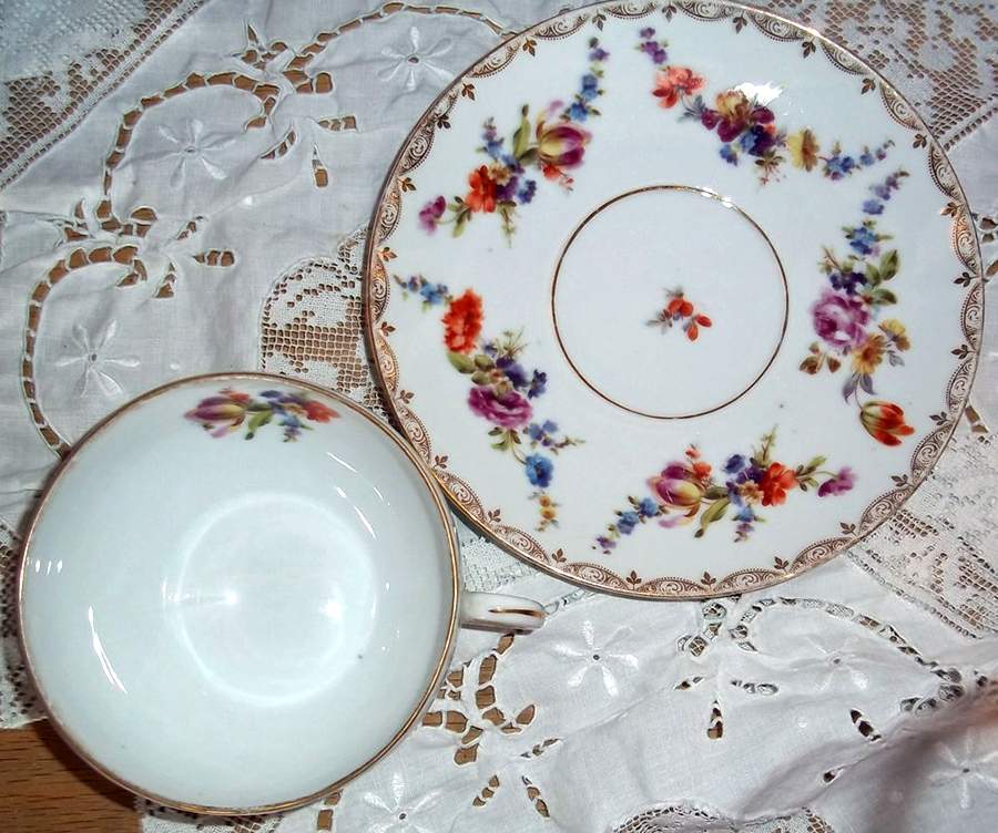 BEB82 Flat Cup & Saucer Set by Beyer & Bock-1