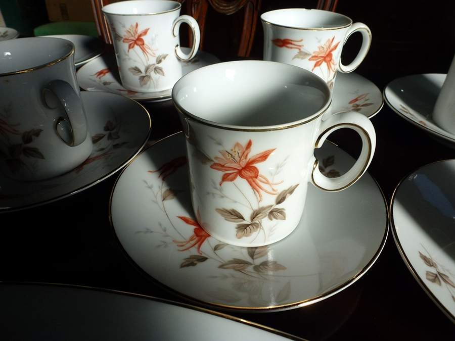 63-3708 Flat Cup & Saucer Set by Barker Bros (Japan)-1