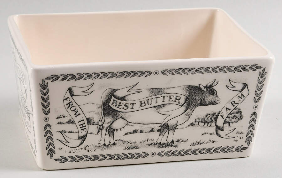 Dairy Range Butter Box No Lid by Emma Bridgewater-1