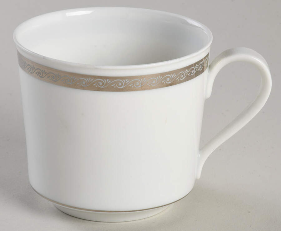 Chateau Royal Flat Cup by Block-1