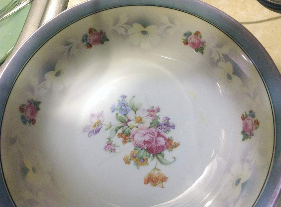 BAV539 9" Round Vegetable Bowl by Bavaria-1