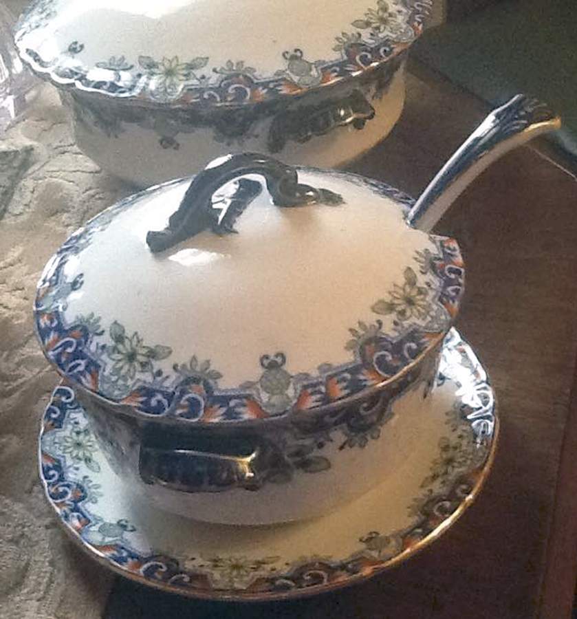 C2966 Tureen & Lid w/Ladle & Underplate by Bishop & Stonier-1