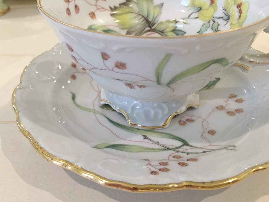 BAV541 Footed Cup by Bavaria-1