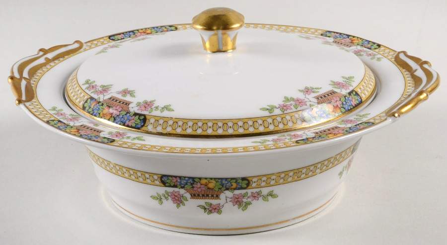 Winton (Design on Edge) Round Covered Vegetable by Bernardaud-1