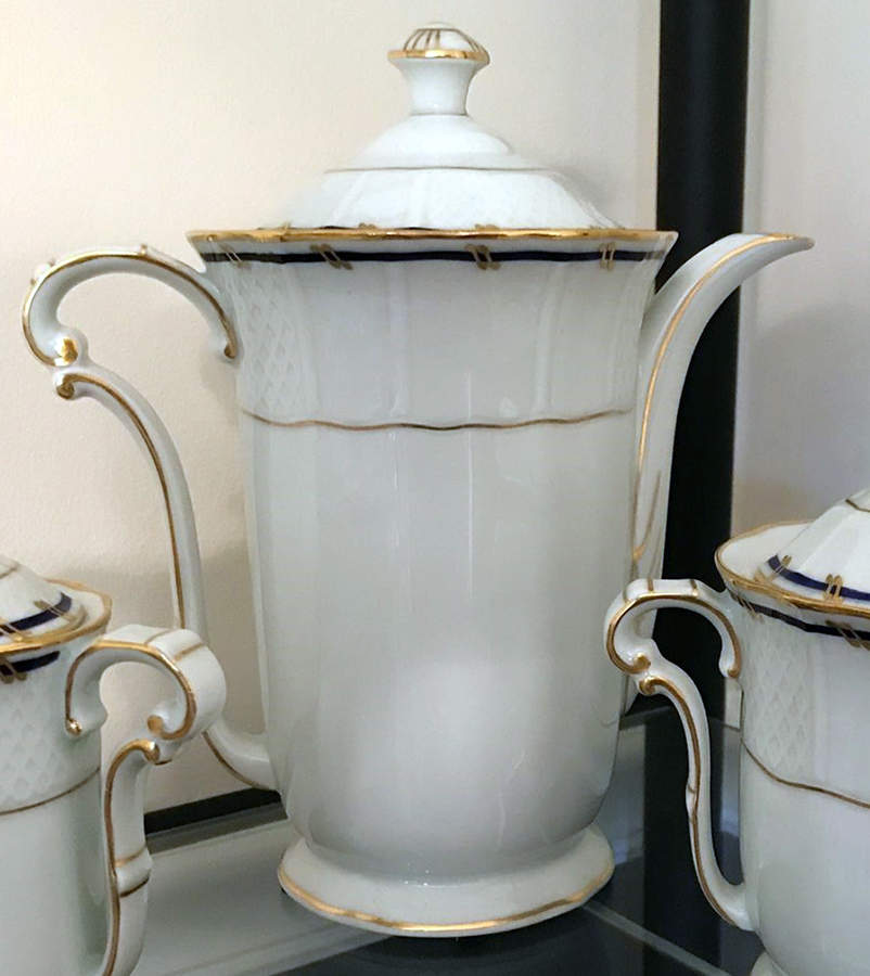 Saint Cloud Coffee Pot & Lid by Bernardaud-1