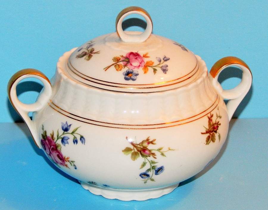 BER699 Sugar Bowl & Lid by Bernardaud-1