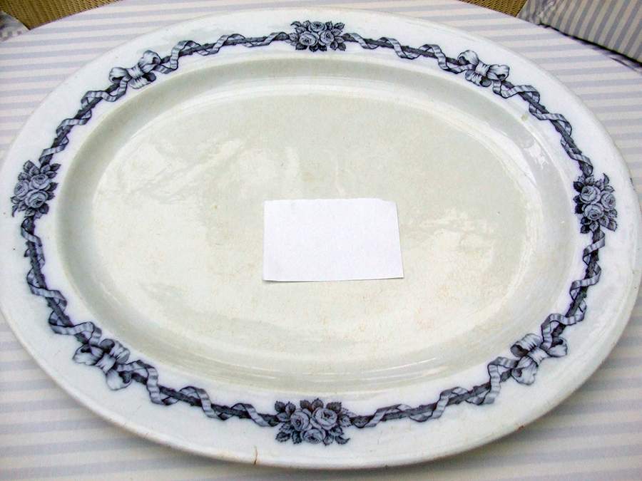 Entwined Ribbon 20" Oval Serving Platter by Brown, Westhead & Moore-1