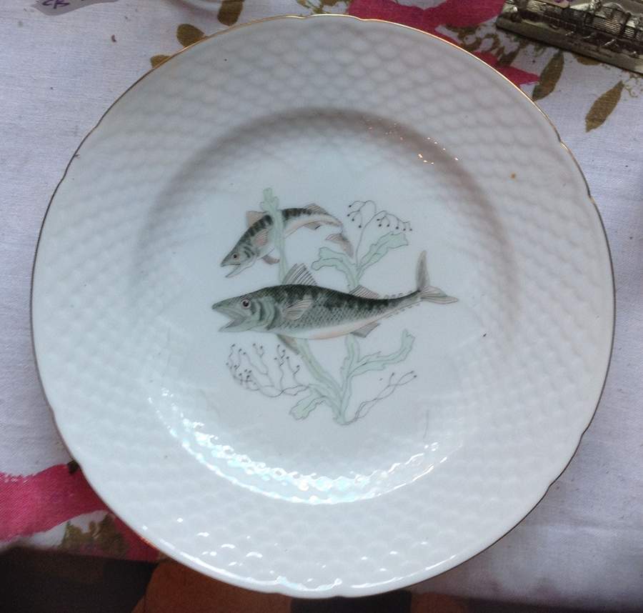 BIG98 White Luncheon Plate by Bing & Grondahl-1