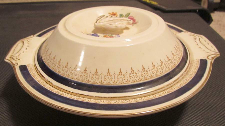 5799 Round Covered Vegetable by Burgess & Leigh-1