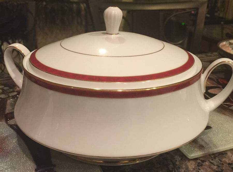 Cavendish Round Covered Vegetable by Boots Company-1