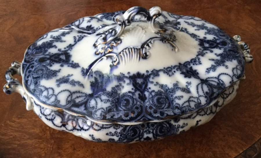 Linda Oval Covered Vegetable by Bridgwood & Son-1